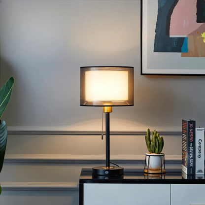 Lumis – Tischlampe mit Doppelschirm aus Stoff