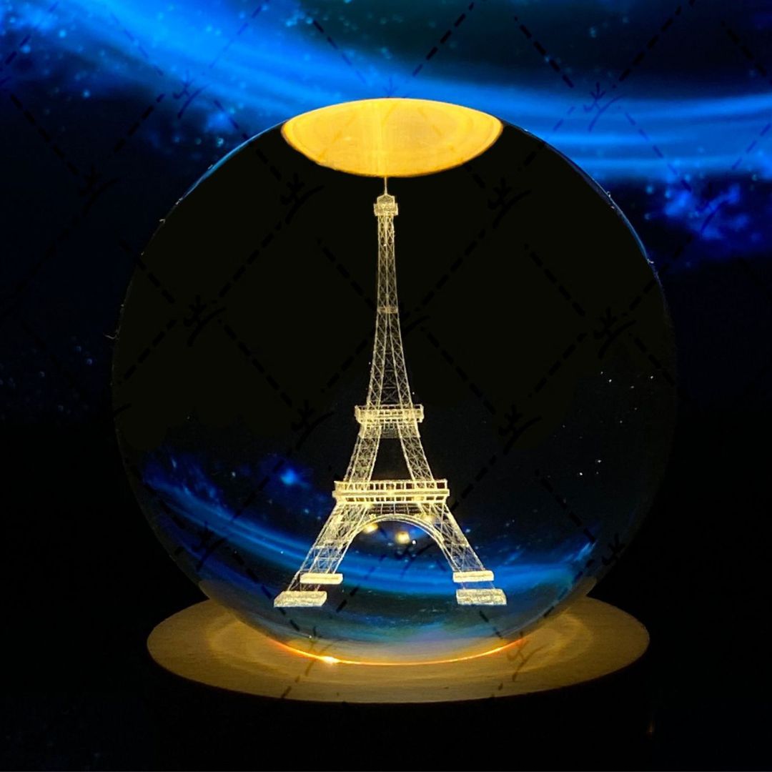 LumaSphere – LED-Kristallkugel für entspannende Abende